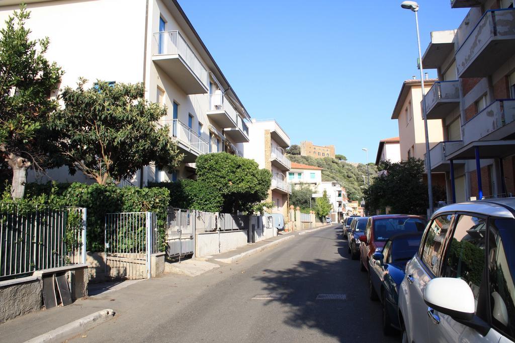 Casa Marina Apartment Castiglione della Pescaia Ngoại thất bức ảnh